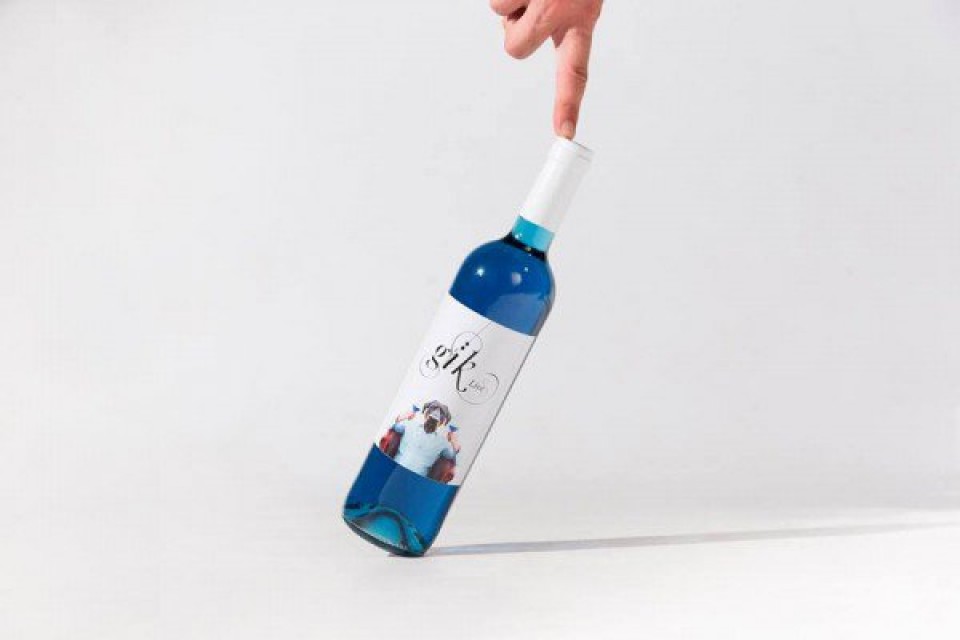 The first green wine in the world images 2