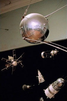 Picture 9 of The first half-century satellite of humankind