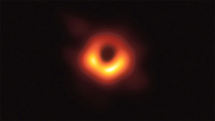Picture 1 of The first image of the black hole was awarded a $ 3 million 'Science Oscar'