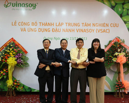 Picture 2 of The first soybean research center in Vietnam