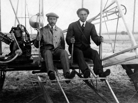 Picture 1 of The flight made history of aviation