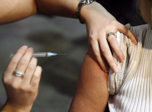 Picture 1 of The flu vaccine reduces the risk of heart disease