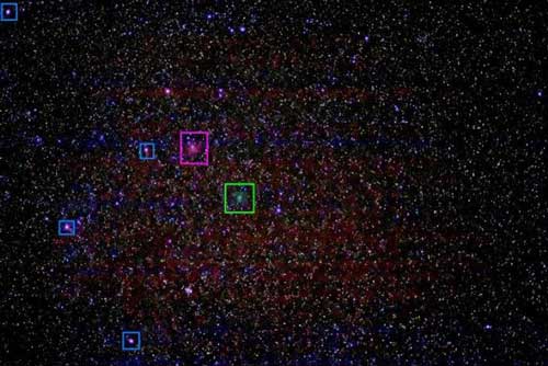 Picture 7 of The ghostly green comet scene approaches the Earth