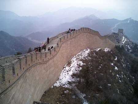 Picture 2 of The Great Wall is in danger of being seriously damaged
