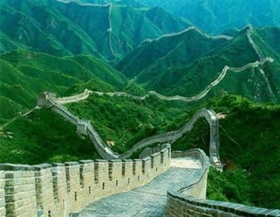 Picture 1 of The Great Wall tops the poll of the seven new wonders of the world