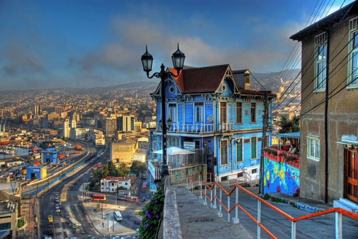 Picture 7 of The historic town of the port city of Valparaiso