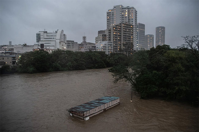 Picture 8 of The horrific image when the super typhoon Hagibis ripped up the house, causing many people to die