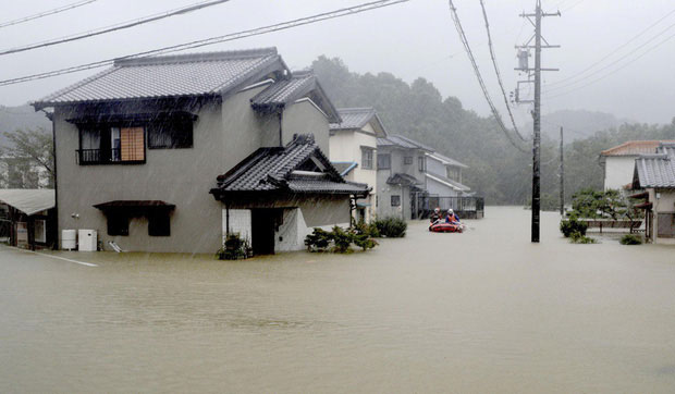 Picture 9 of The horrific image when the super typhoon Hagibis ripped up the house, causing many people to die