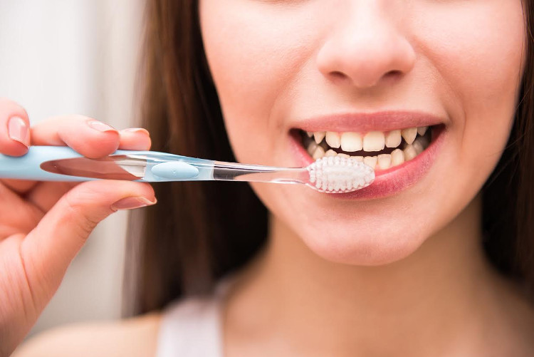 Picture 1 of The horrifying truth about dirty toothbrushes