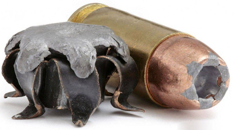 Picture 3 of The horrifying weapon knows 'tearing up' human flesh