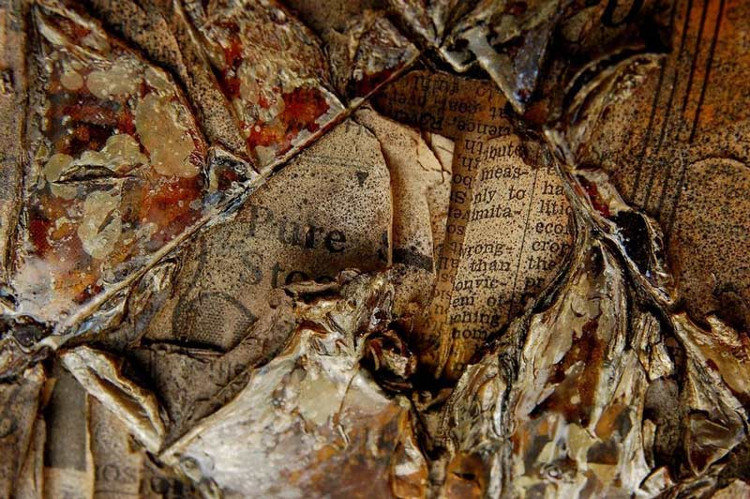 Picture 6 of The house made from newspaper does not rot after hundreds of years