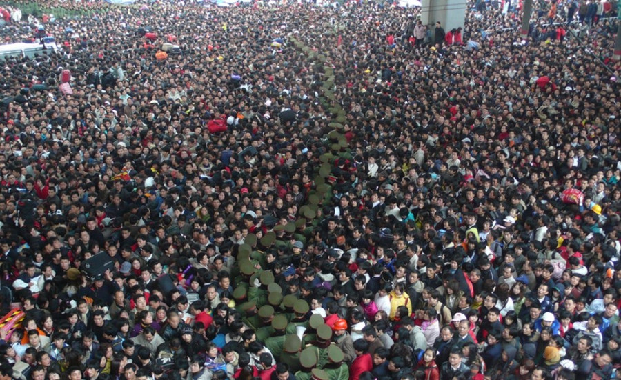Picture 9 of The huge immigration came home to celebrate New Year in China