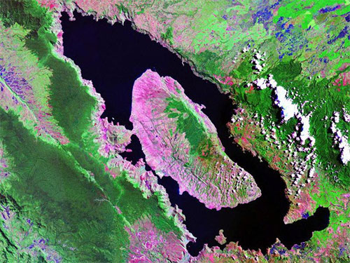 Picture 2 of The hypothesis of the Toba volcanic eruption almost halted humanity