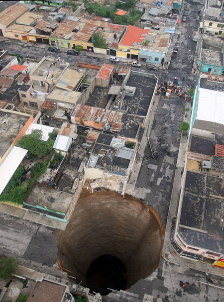 Picture 1 of The image of 'hell hole' stirred up on Flickr
