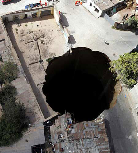 Picture 5 of The image of 'hell hole' stirred up on Flickr