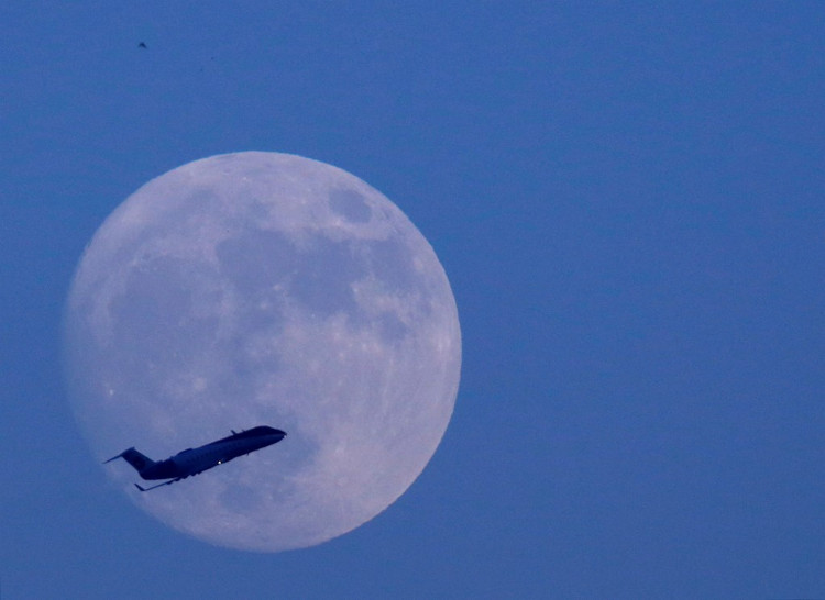 Picture 30 of The image of Super Moon is 70 years only once in Vietnam