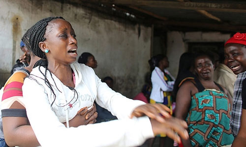 Picture 9 of The images make the world distress at Ebola