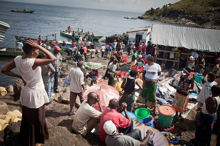 Picture 3 of The island is only half a football field, but there are 1,500 people living