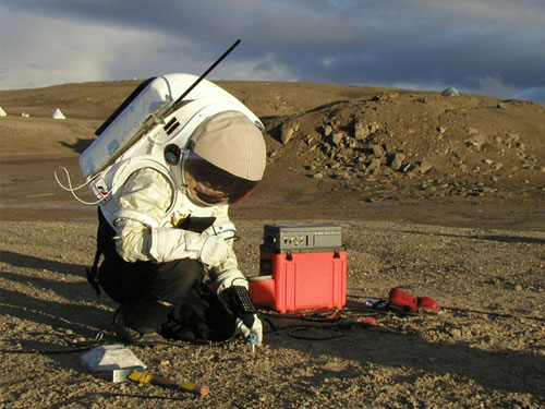 Picture 2 of The island of Mars is right on Earth