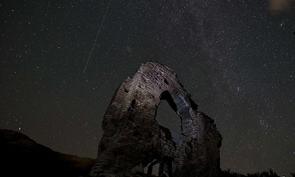 Picture 5 of The largest Perseid meteor shower series in 2015