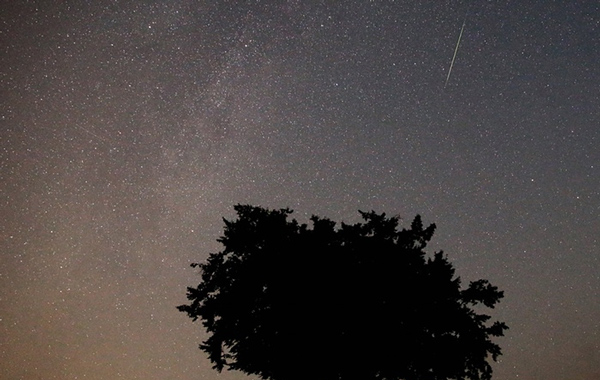 Picture 6 of The largest Perseid meteor shower series in 2015
