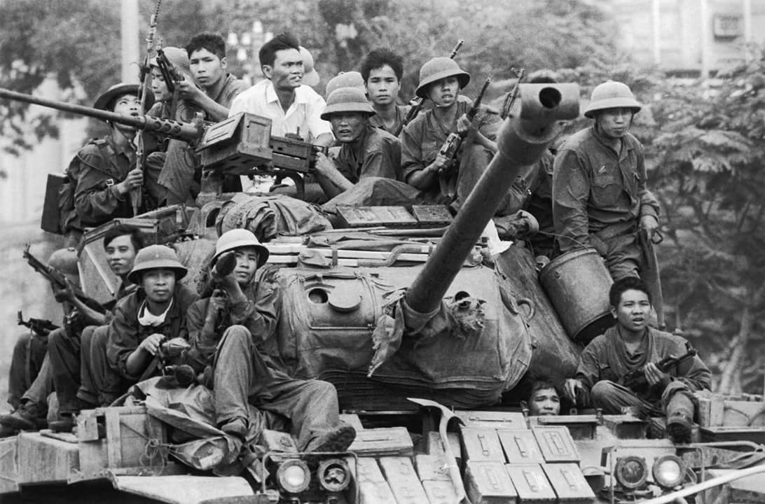 Picture 13 of The last 48 hours of the Vietnam War