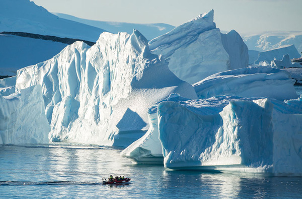 Picture 1 of The lowest temperature on the Earth's surface is -98 degrees Celsius