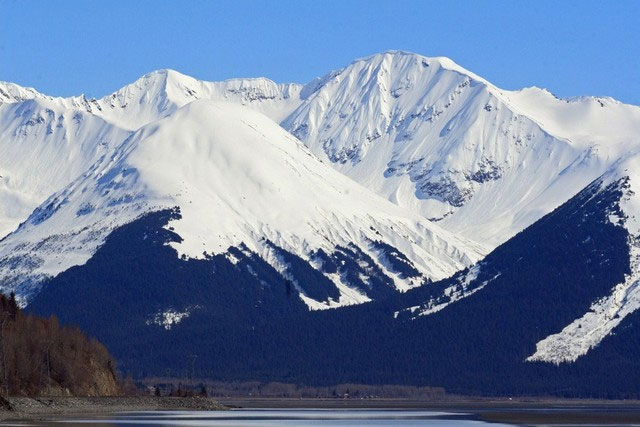 Picture 6 of The 'magic' images of winter in Alaska