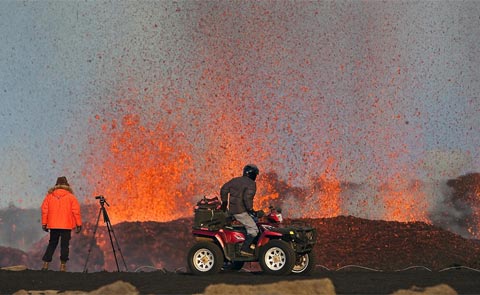 Picture 10 of The majestic volcanic eruption scene