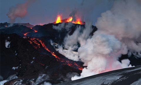 Picture 7 of The majestic volcanic eruption scene