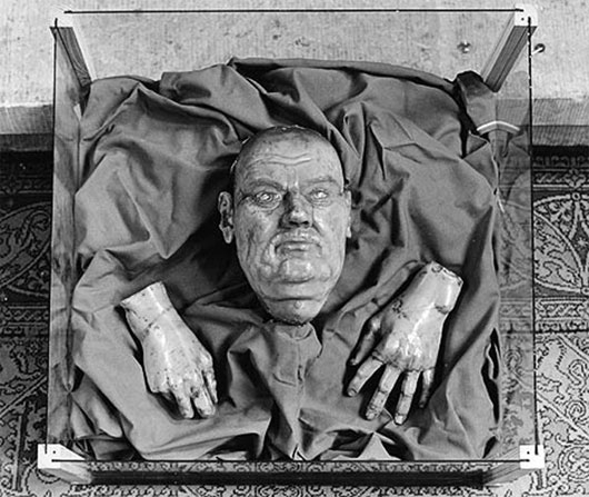 Picture 7 of The meaning of mask types 'obsessive people' in history