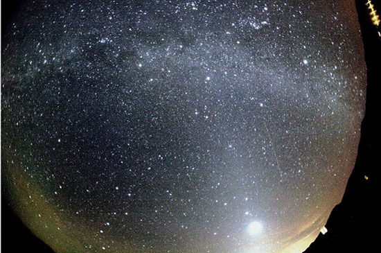 Picture 1 of The meteor shower appears this weekend
