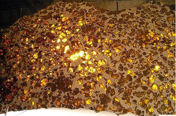 Picture 8 of The meteorite is extremely 'terrifying', more sparkling than pure gold