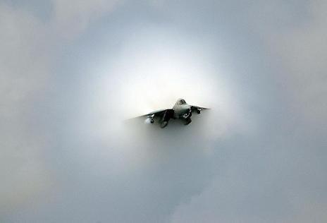 Picture 8 of The moment the plane passes
