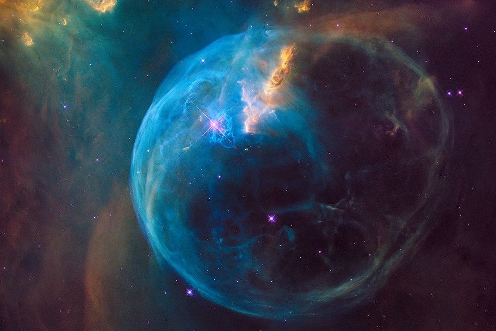 Picture 4 of The most beautiful images of 2016 taken by Hubble glasses