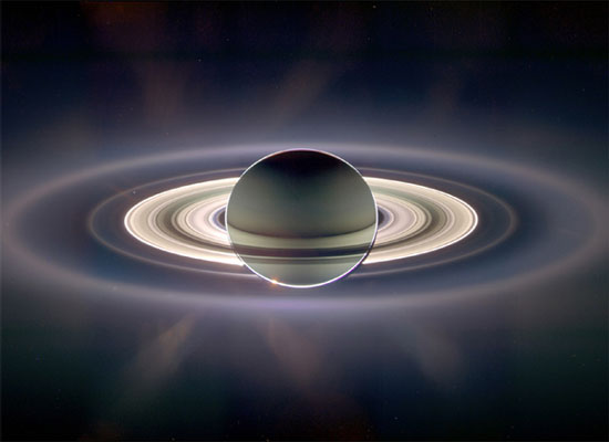 Picture 1 of The most beautiful picture of Saturn in history