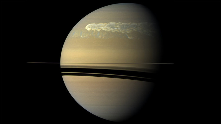 Picture 7 of The most beautiful planet of the Solar System through the lens of the Cassini ship