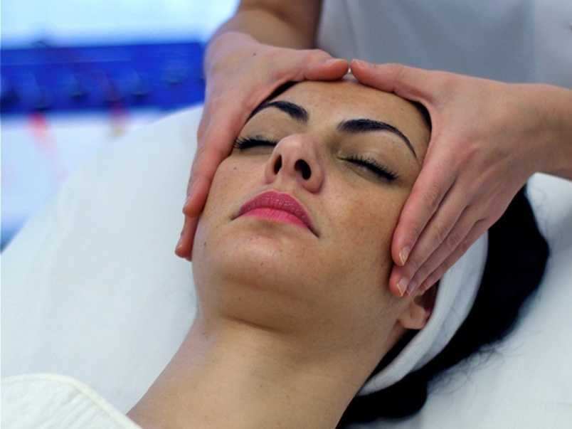 Picture 6 of The most bizarre jobs in the world