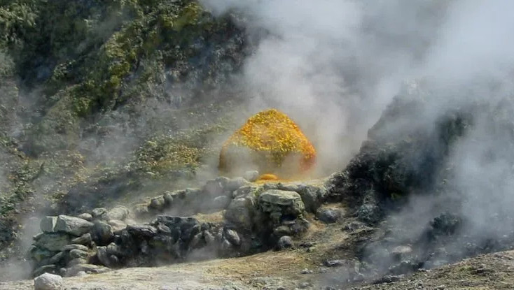 Picture 1 of The most dangerous super volcano Earth can