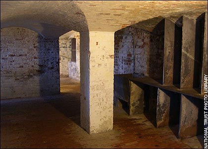 Picture 3 of The most famous haunted houses in England