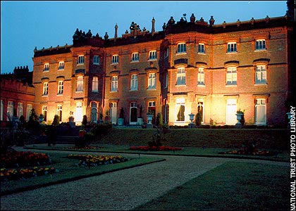 Picture 9 of The most famous haunted houses in England
