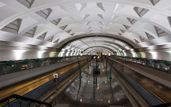 Picture 11 of The most glittery subway stations in the world