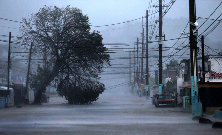 Picture 11 of The most intense super typhoons in the history of the Atlantic