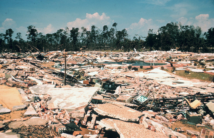 Picture 4 of The most intense super typhoons in the history of the Atlantic