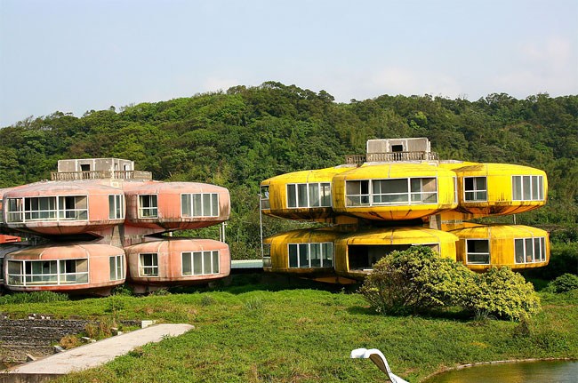 Picture 6 of The most mysterious ghost towns on earth