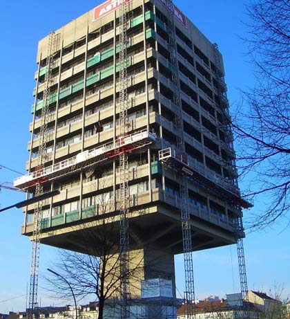 Picture 10 of The most peculiar architectural styles in the world