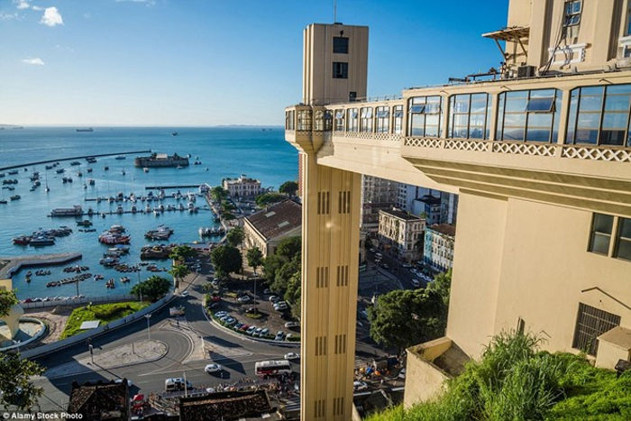 Picture 14 of The most spectacular elevator works in the world