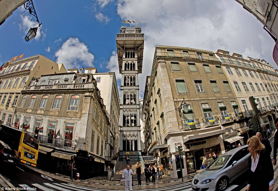 Picture 15 of The most spectacular elevator works in the world