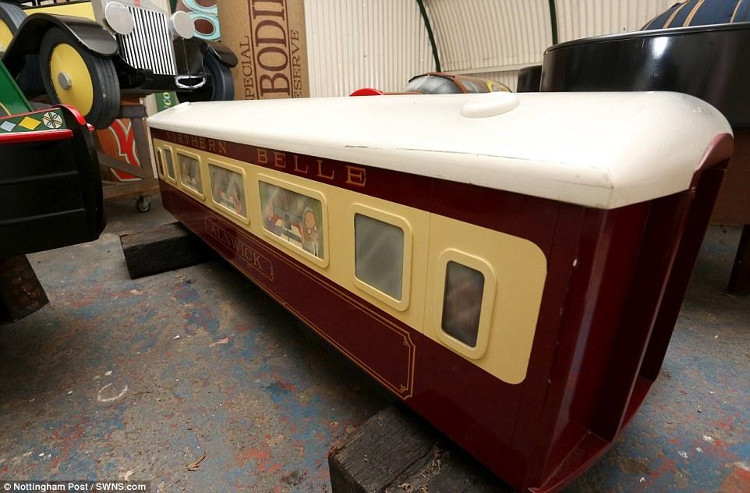 Picture 7 of The most strange coffins on the planet