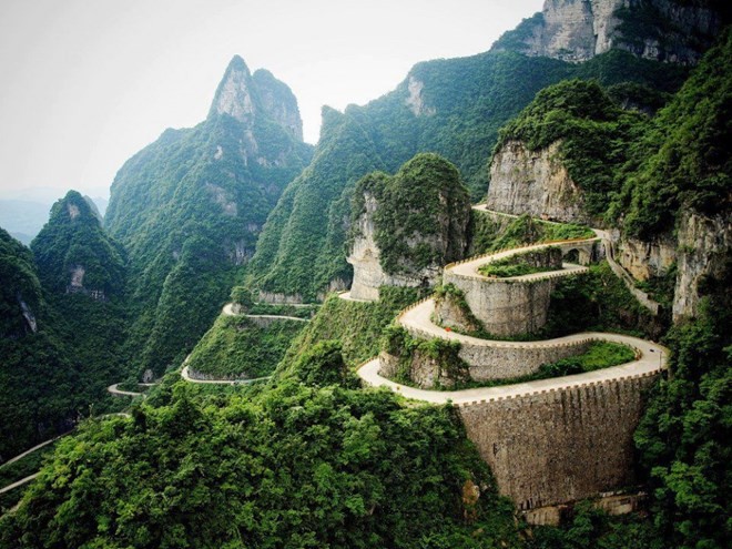 the-most-twisty-roads-in-the-world